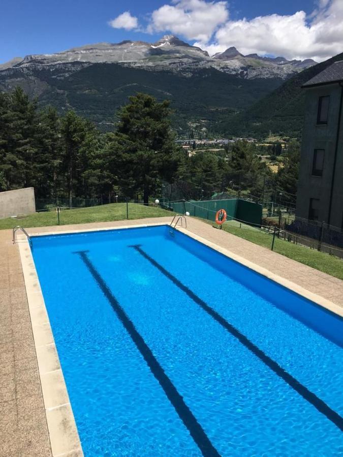 Apartmán Duplex Familiar Izarraitz Villanúa Exteriér fotografie